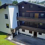 Apartmenthaus Panorama Apartament Seefeld w Tirolu