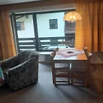 Apartmenthaus Panorama Apartament Seefeld w Tirolu