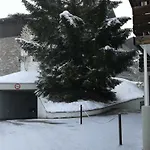 Apartmenthaus Panorama Seefeld w Tirolu