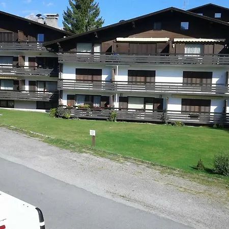 Apartmenthaus Panorama Seefeld w Tirolu